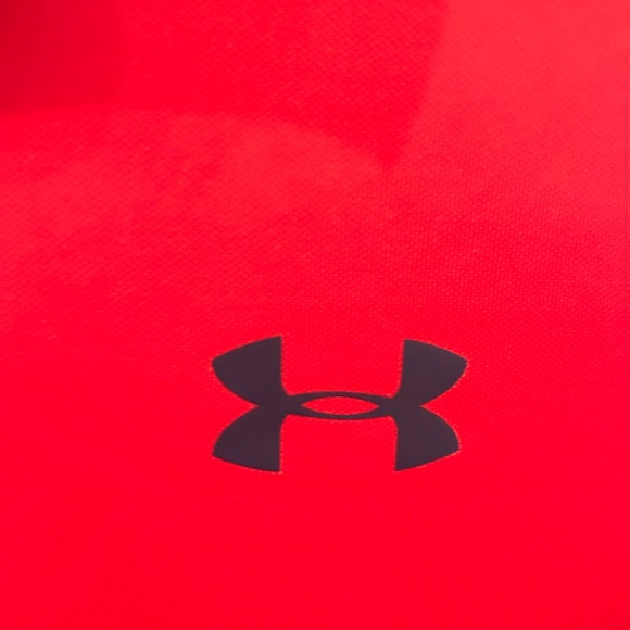 Under Armour boy’s shirt - Picture 3 of 4